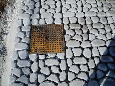 pavimento grigliato drenante simil pietra