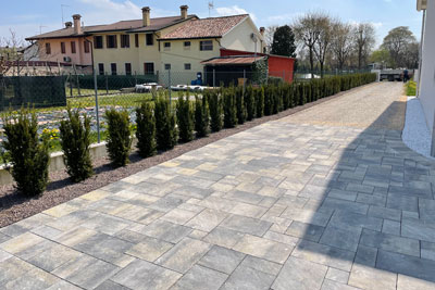 pavimentazione pietra antichizzata posa romana